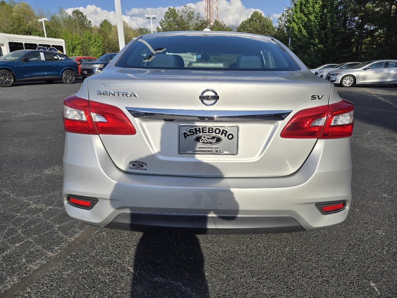 Nissan Sentra S CVT 2019