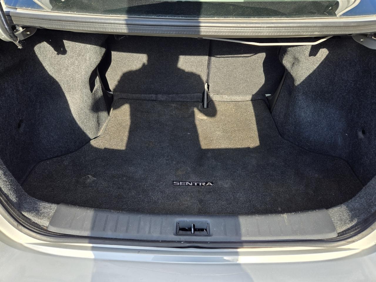 Nissan Sentra S CVT 2019