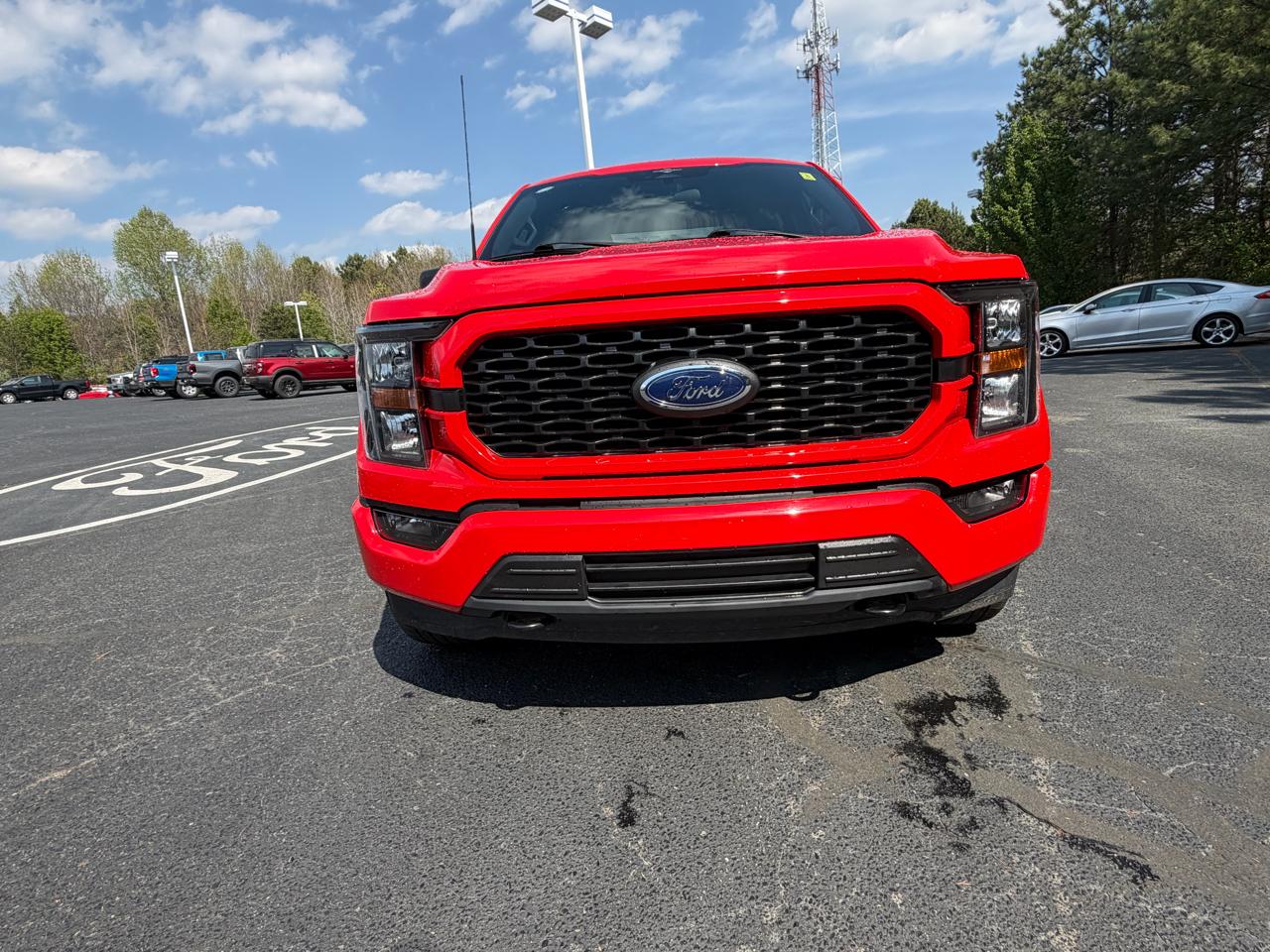 Ford F-150 XL SuperCrew 5.5-ft. Bed 4WD 2023