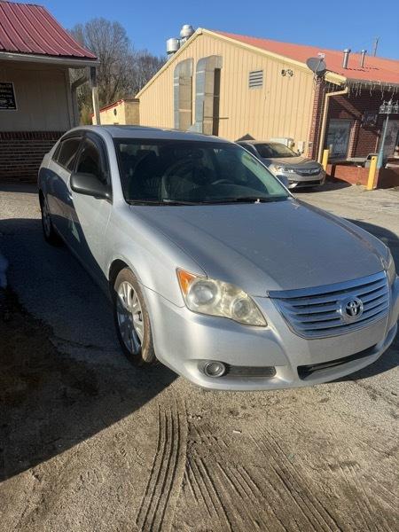 Toyota Avalon XL 2008
