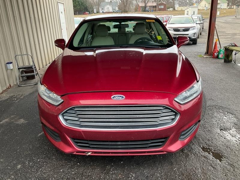 Ford Fusion SE 2015