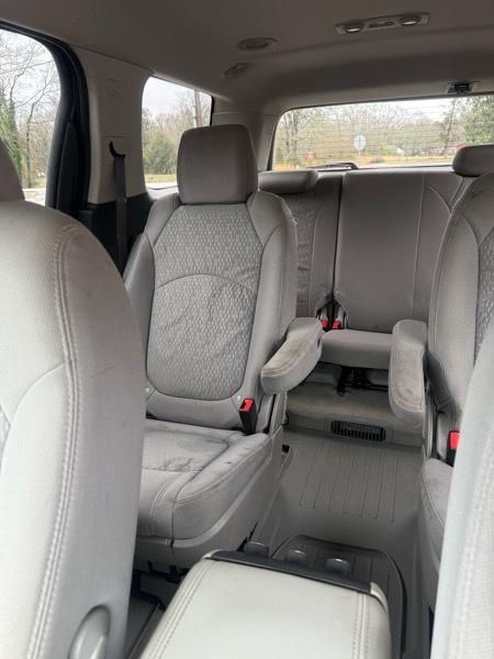 GMC Acadia SLE-2 FWD 2012