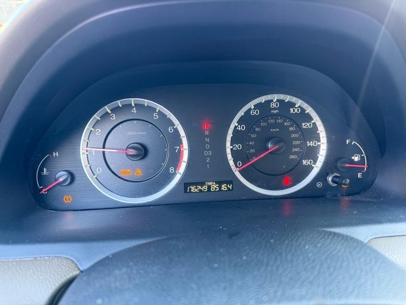 Honda Accord LX sedan AT 2010