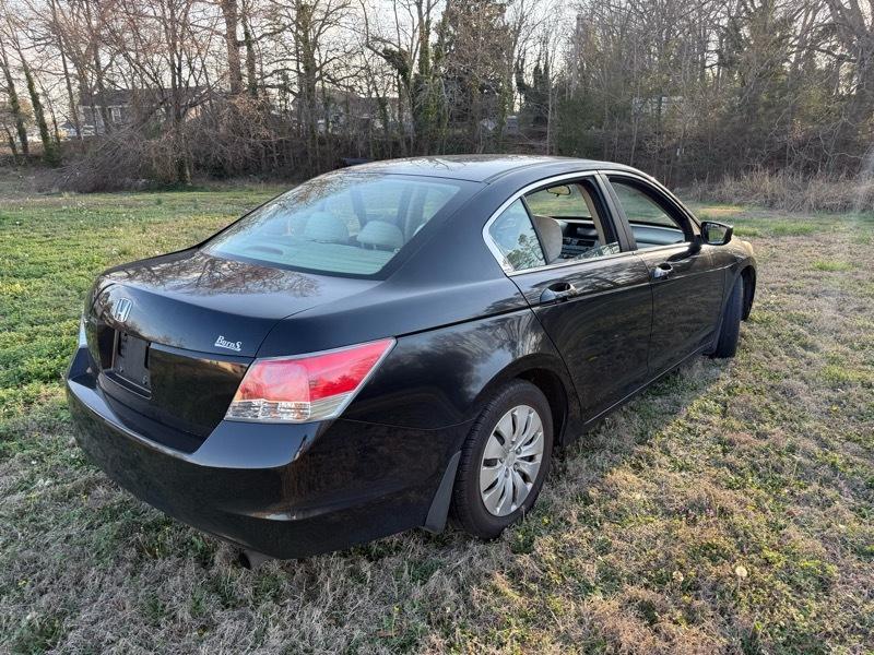 Honda Accord LX sedan AT 2010