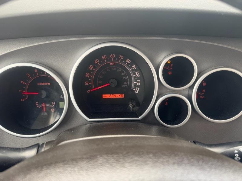 Toyota Sequoia  2010