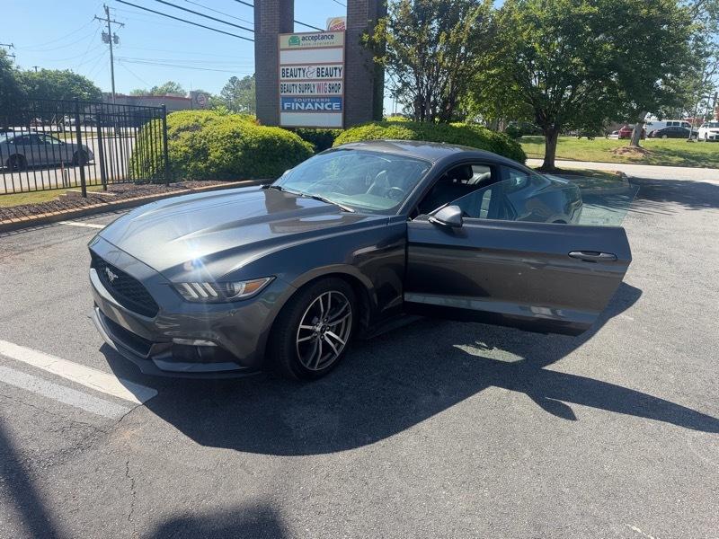 Ford Mustang EcoBoost Coupe 2016