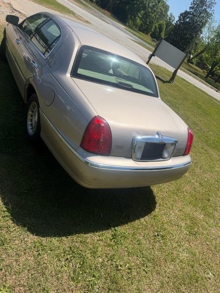 Lincoln Town Car  2000