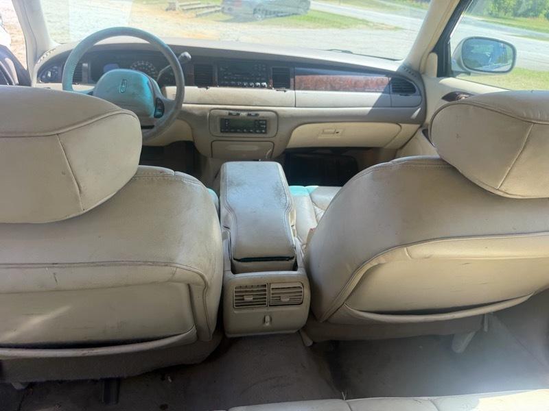 Lincoln Town Car  2000