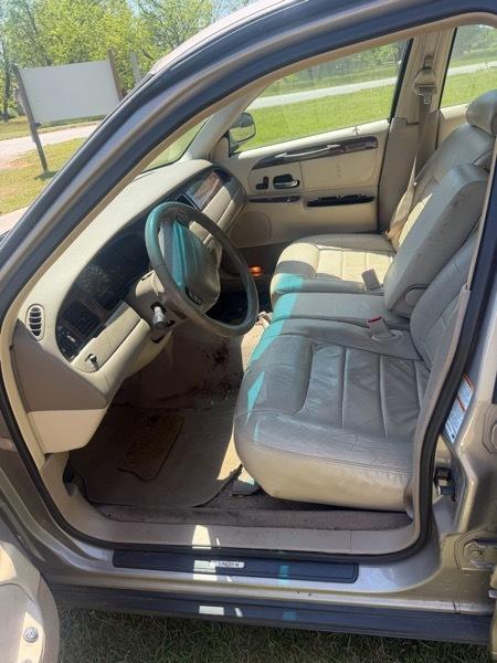 Lincoln Town Car  2000
