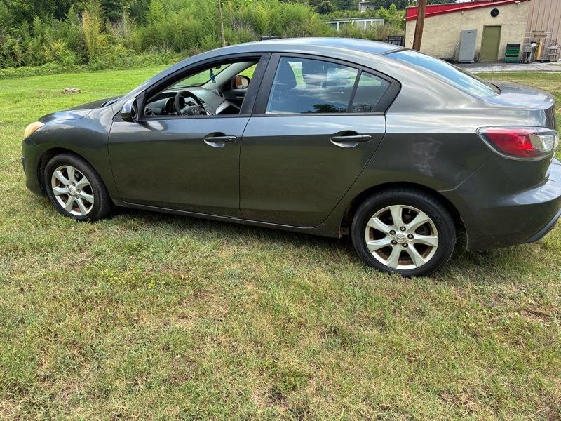 Mazda MAZDA3 i SV 4-Door 2010