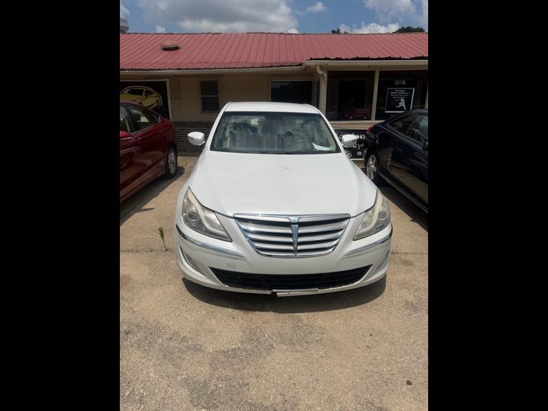 2013 Hyundai Genesis 3.8's photo