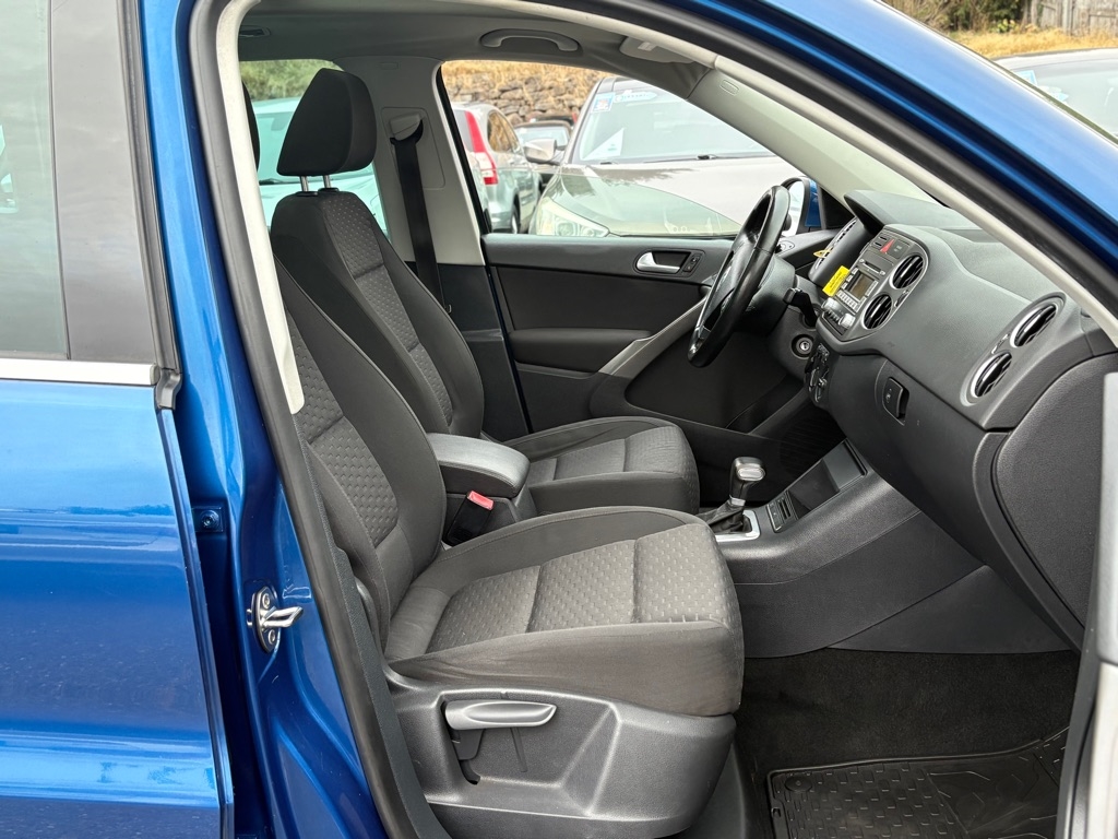 Volkswagen Tiguan  2009
