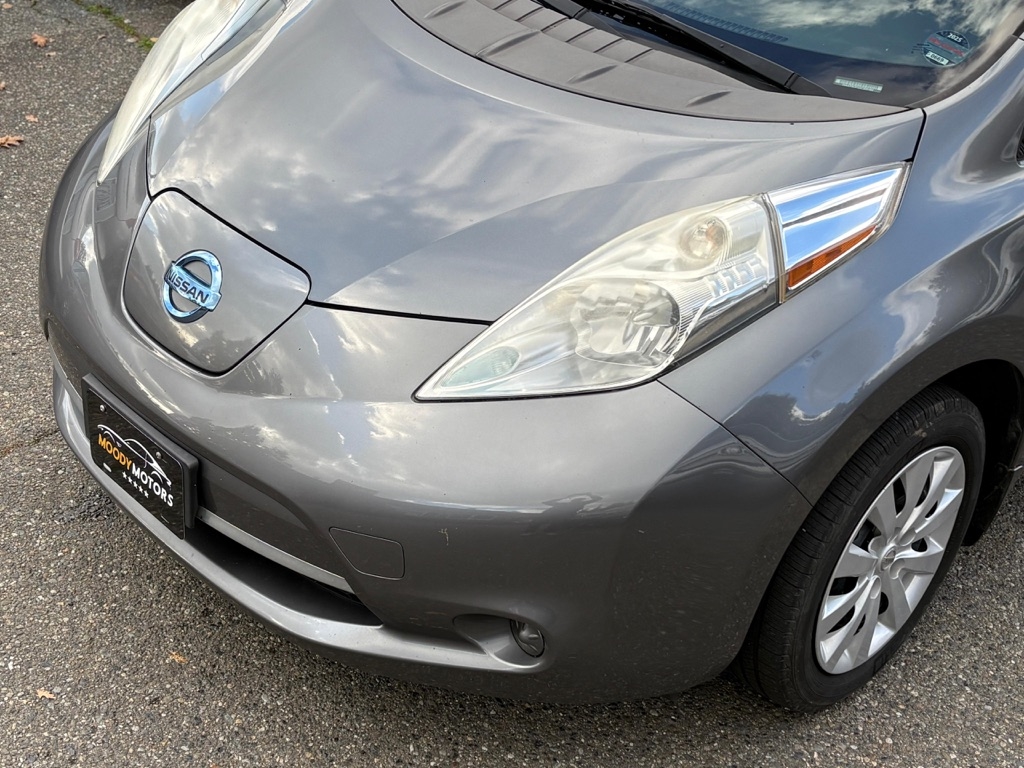 2016 Nissan LEAF S