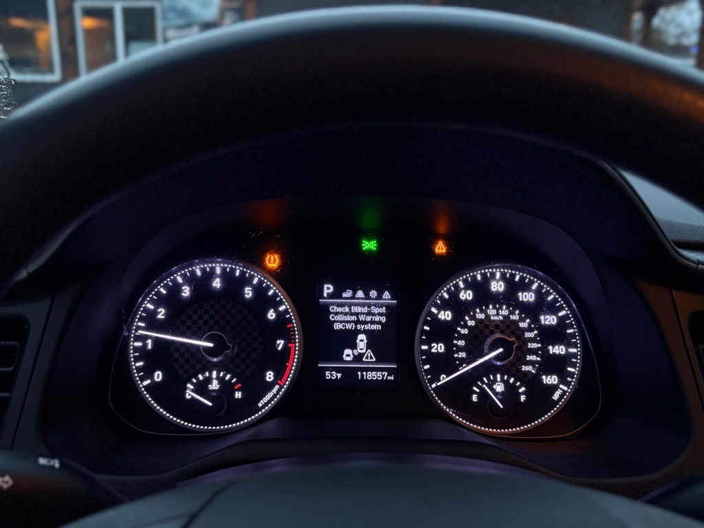 Hyundai Elantra  2020