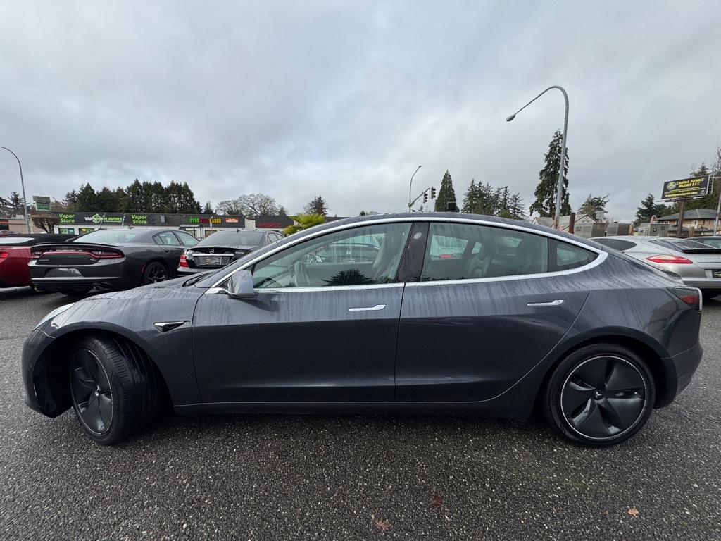 2020 Tesla Model 3 Base's photo