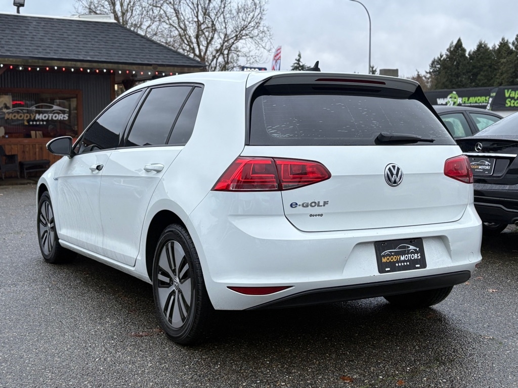 Volkswagen e-Golf  2016