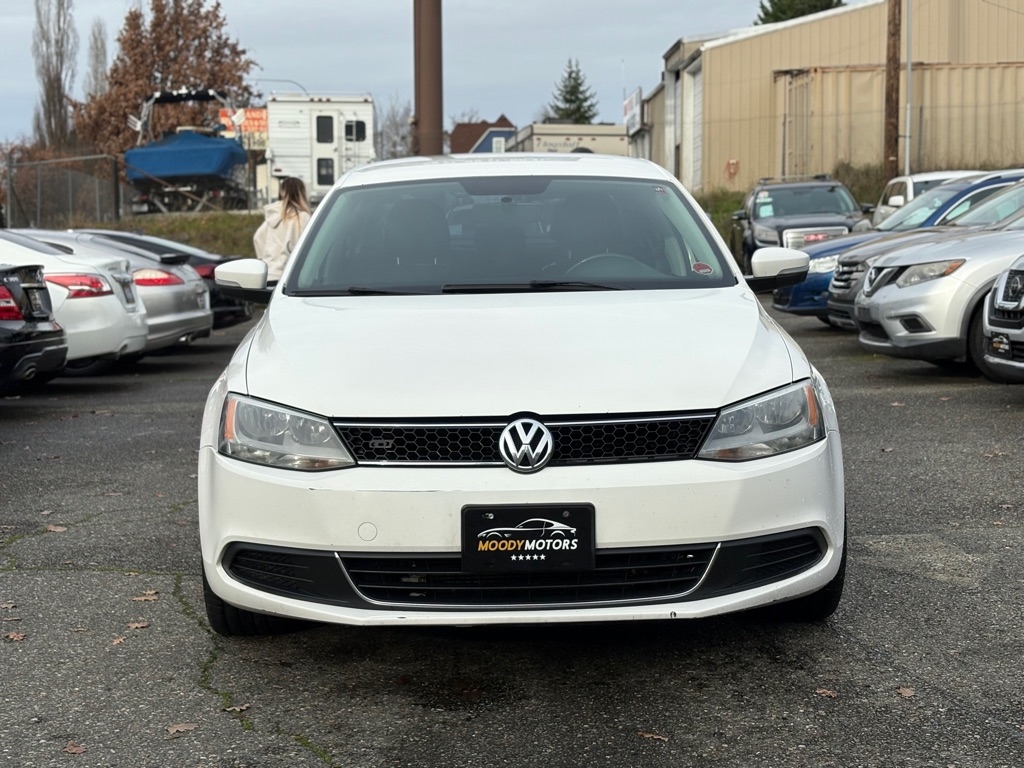 Volkswagen Jetta  2013