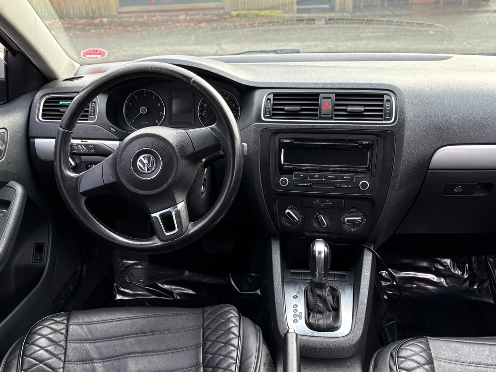 Volkswagen Jetta  2013