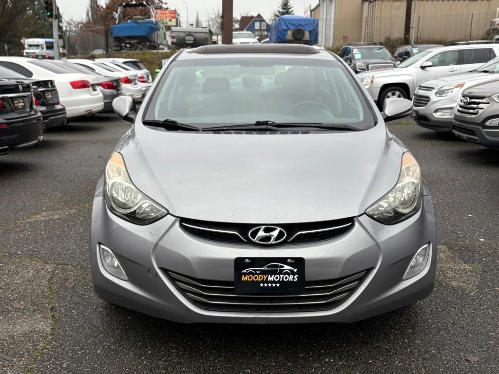 Hyundai Elantra  2013