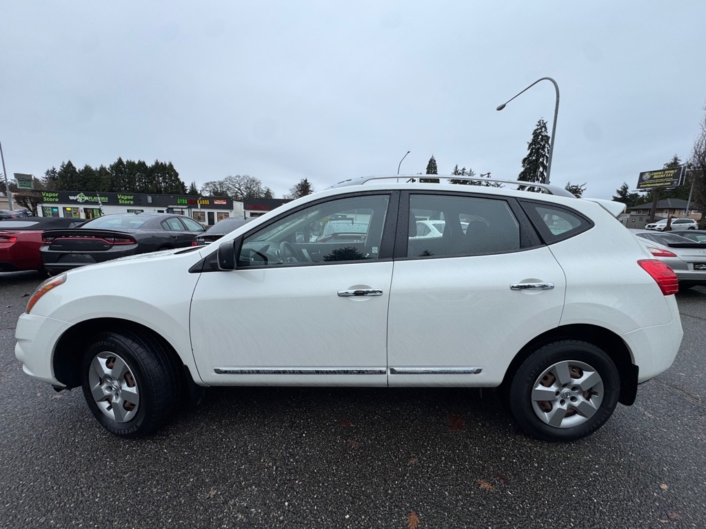 2014 Nissan Rogue Select S's photo