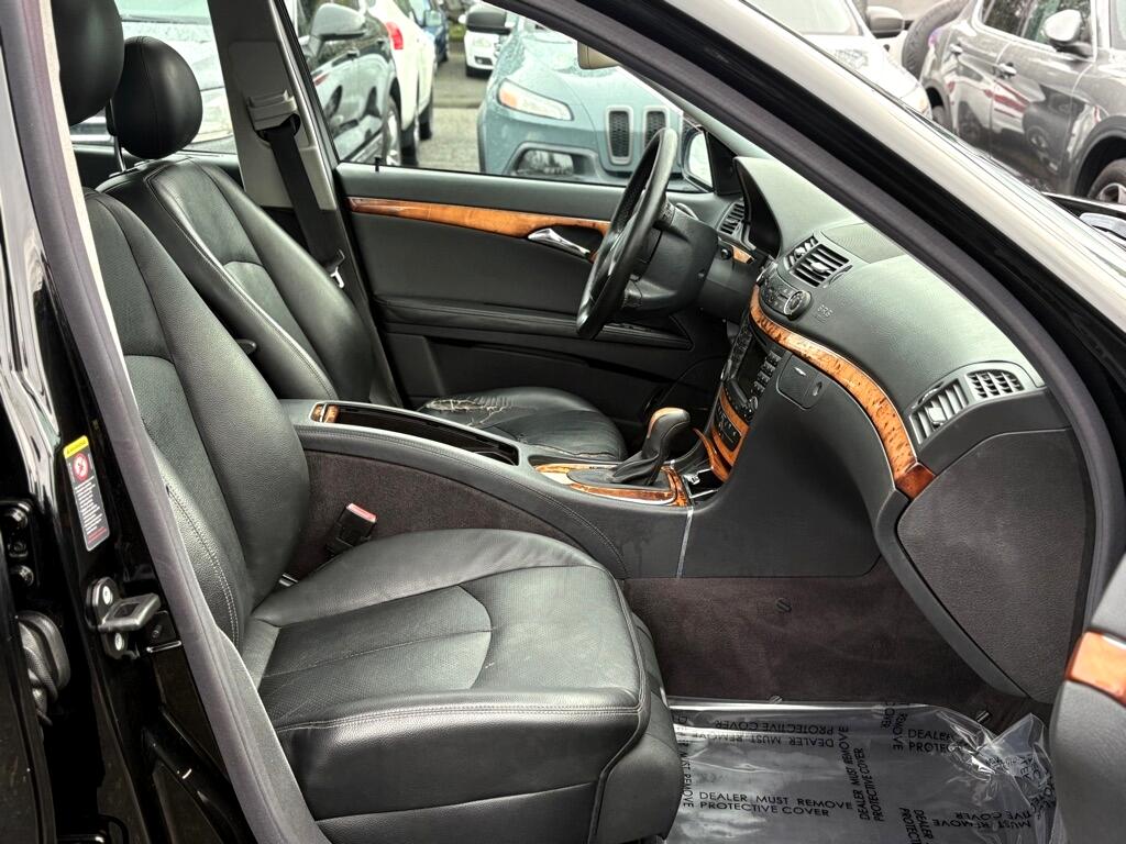 Mercedes-Benz E-Class  2005