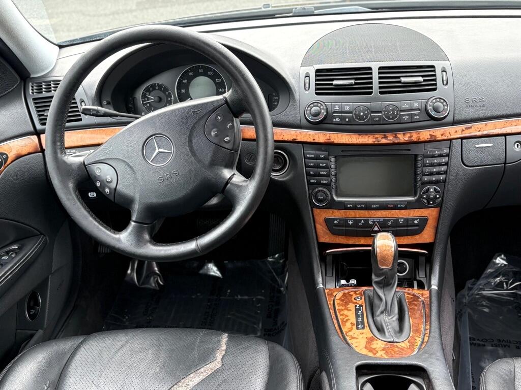 Mercedes-Benz E-Class  2005