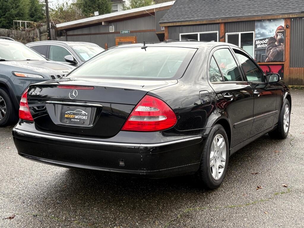 Mercedes-Benz E-Class  2005