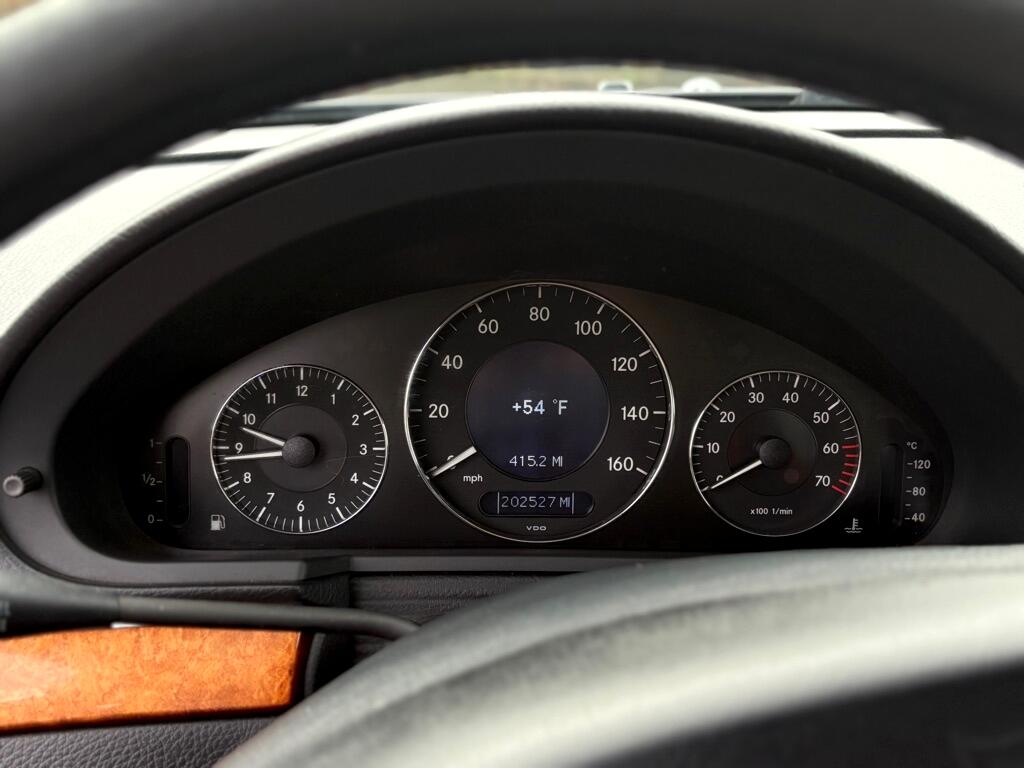 Mercedes-Benz E-Class  2005