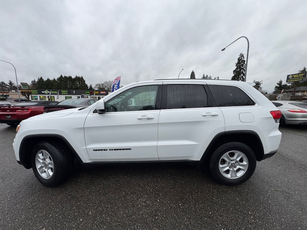 2017 Jeep Grand Cherokee Laredo's photo