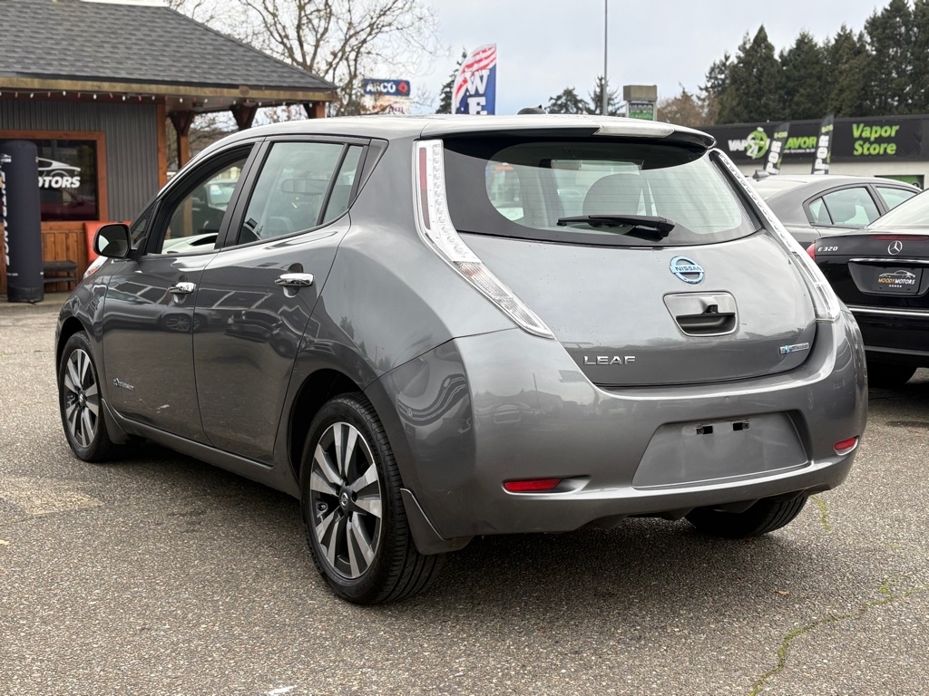 Nissan Leaf  2016
