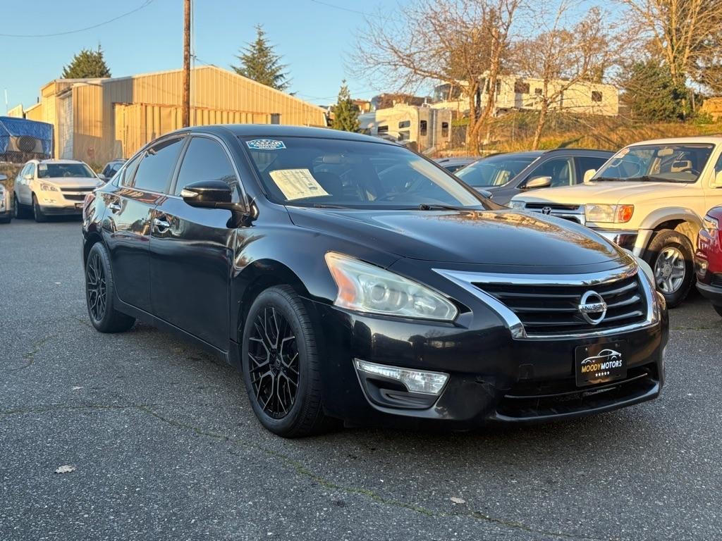Nissan Altima  2015