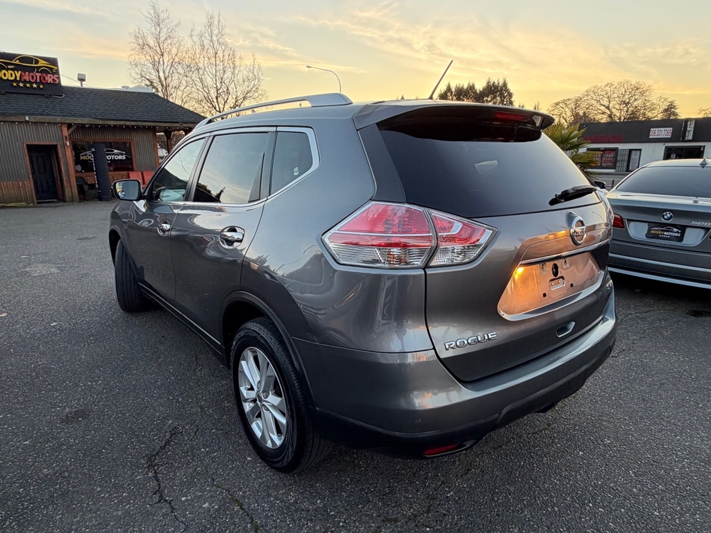 Nissan Rogue  2015