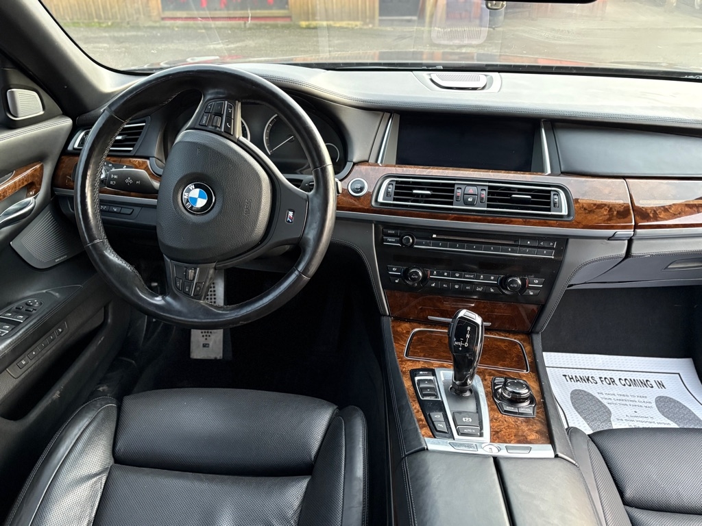BMW 7-Series  2013