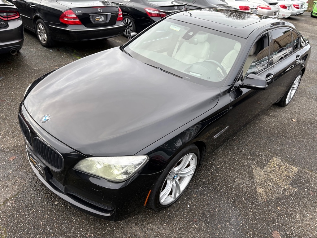 BMW 7-Series  2014