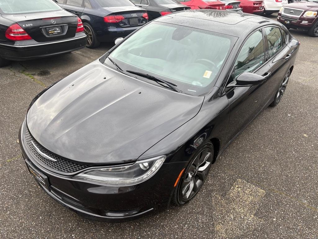 Chrysler 200  2015