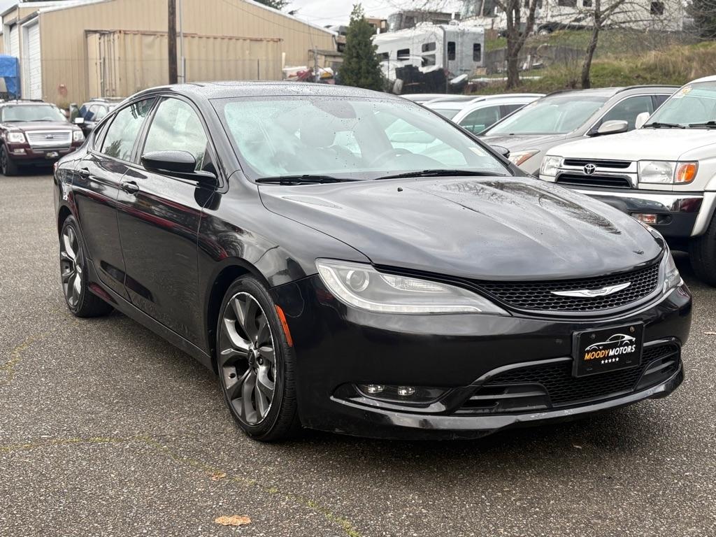 Chrysler 200  2015