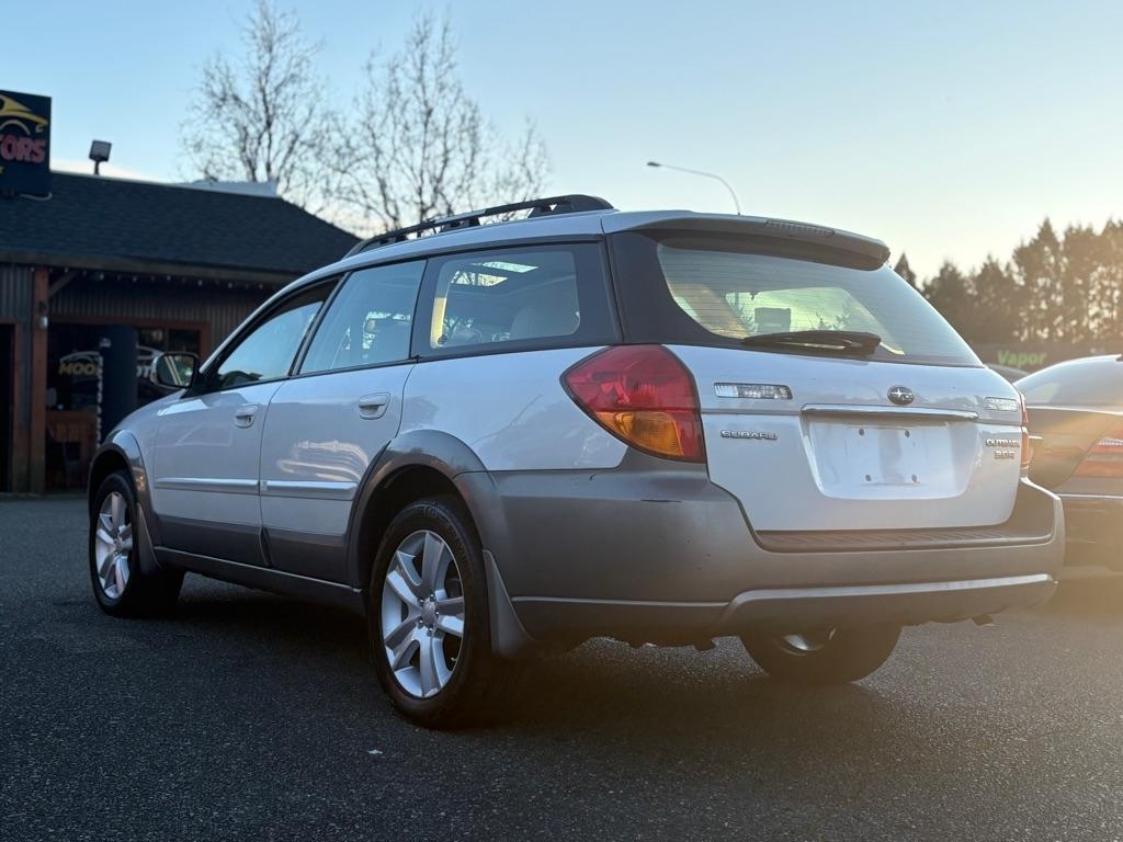 Subaru Outback  2005