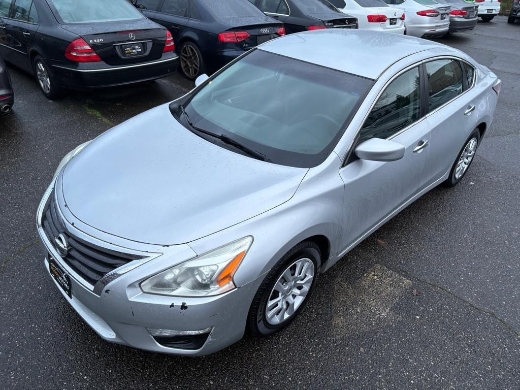 Nissan Altima  2014