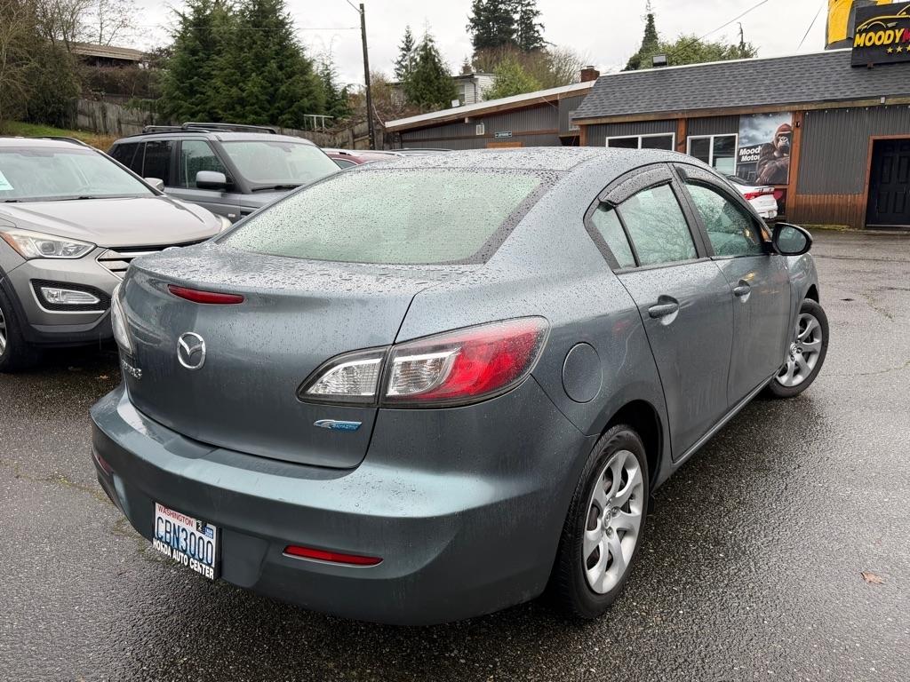 Mazda MAZDA3  2013