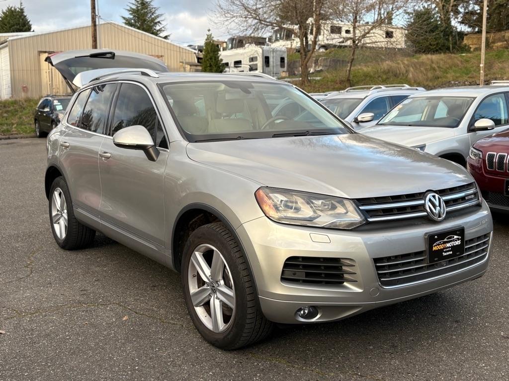 Volkswagen Touareg  2014