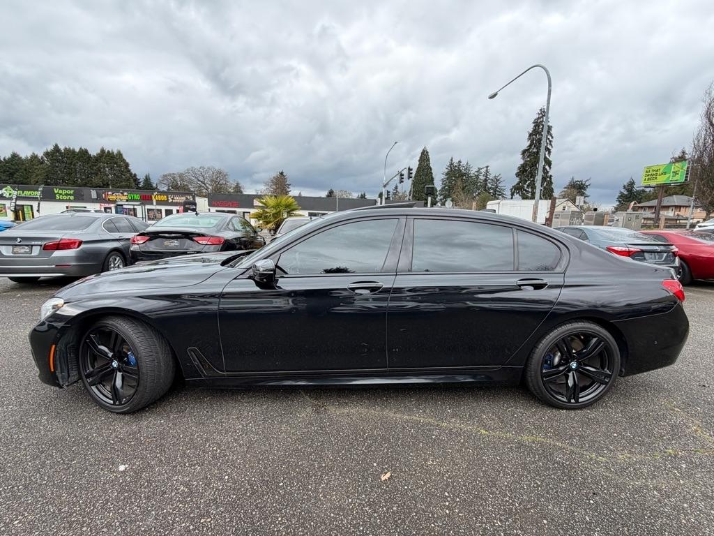 BMW 7-Series  2017