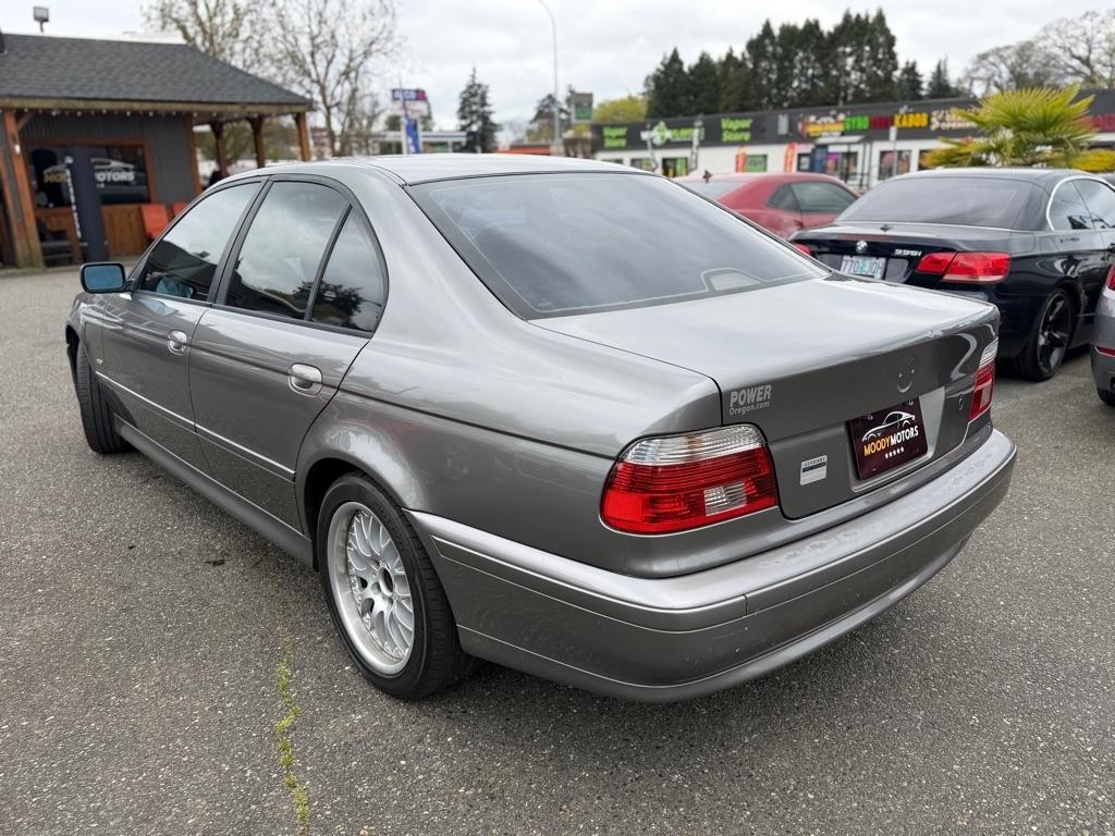 BMW 5 Series  2003