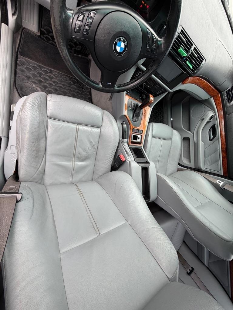 BMW 5 Series  2003