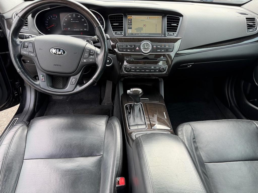 Kia Cadenza  2015