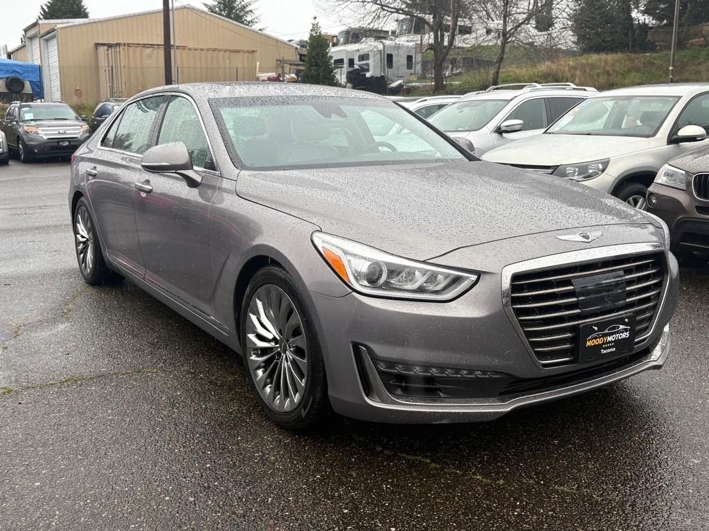 Genesis G90  2018