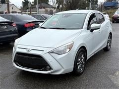2020 Toyota Yaris 