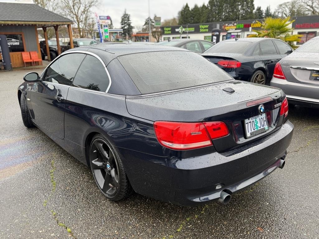 BMW 3-Series  2009
