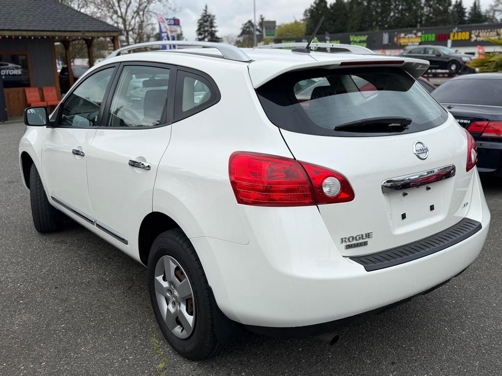 Nissan Rogue Select  2014