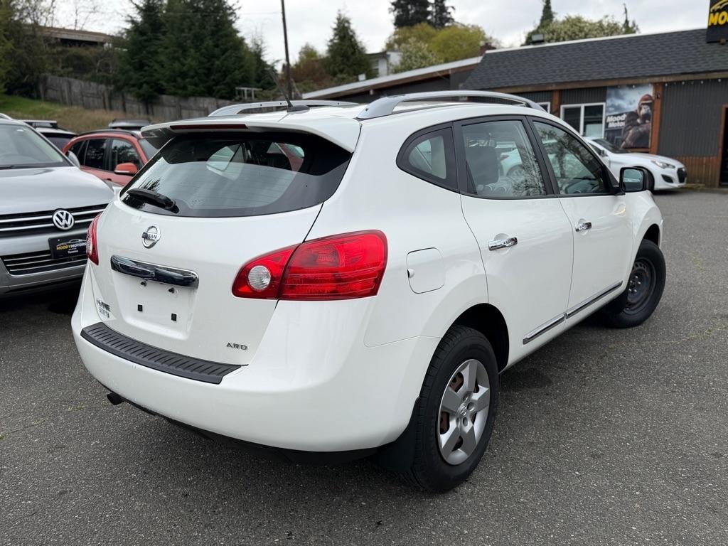 Nissan Rogue Select  2014