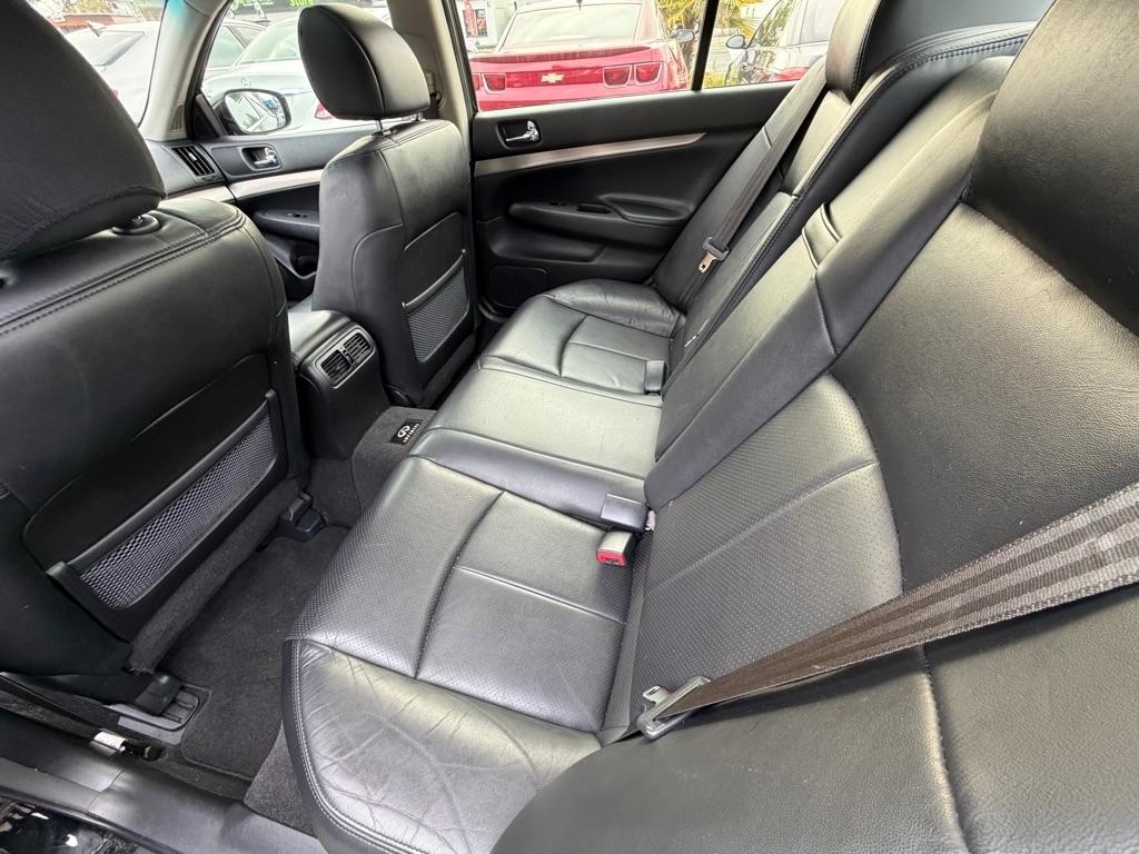 Infiniti G Sedan  2013